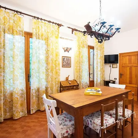 Holiday home La Casa Del Bosco