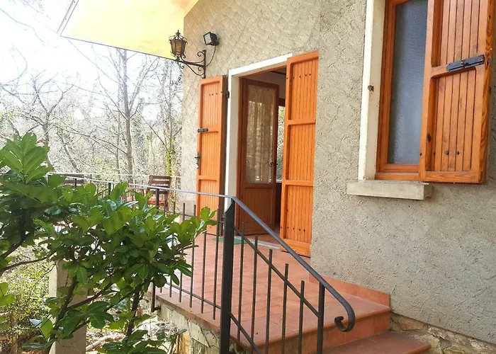 Nyaraló La Casa Del Bosco Pescia
